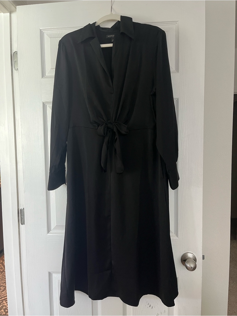 Banana Republic Black Long Sleeve Tie-Front Shirt Dress